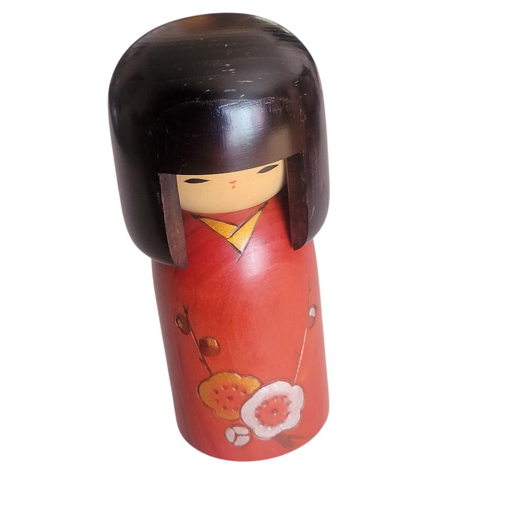 Vintage handmade Usaburo Japanese kokeshi doll red kimono with flowers